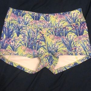 NWOT KFT Tiger shorts Sz M